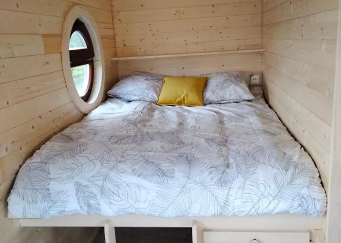 Semesterbostad Sejour Pittoresque En Roulotte Equipee - Fr-1-410-455